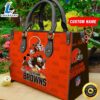 Cleveland Browns Disney Women Leather Bag t shirt