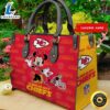 Kansas City Chiefs Minnie Women Leather Hand Bag t shirt