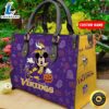 Minnesota Vikings NFL Mickey Halloween Women Leather Hand Bag Tshirt