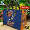 New York Knicks NBA Minnie Women Leather Hand Bag Tshirt