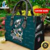 Philadelphia Eagles Disney Women Leather Bag t shirt