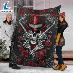 Skull Roses Never Die Halloween…