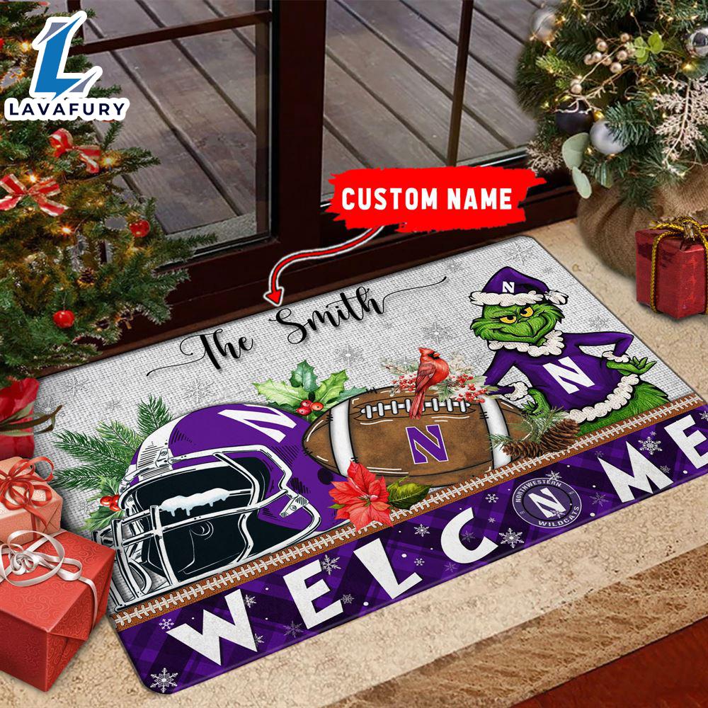 NCAA Northwestern Wildcats Grinch Christmas Welcome  Football Doormat - Custom Name Gift Xmas NCAA Northwestern Wildcats Grinch Christmas Welcome  Football Doormat - Custom Name Gift Xmas