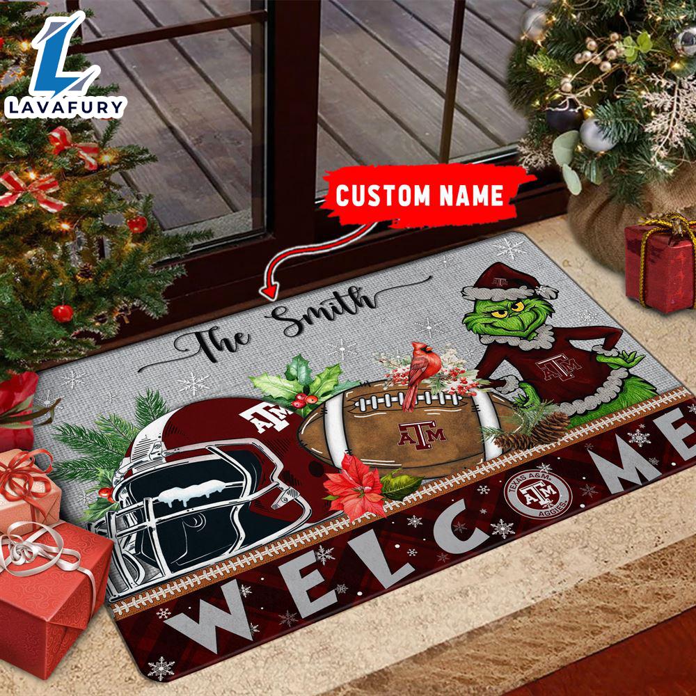 NCAA Texas A&M Aggies Grinch Christmas Welcome  Football Doormat - Custom Name Gift Xmas NCAA Texas A&M Aggies Grinch Christmas Welcome  Football Doormat - Custom Name Gift Xmas