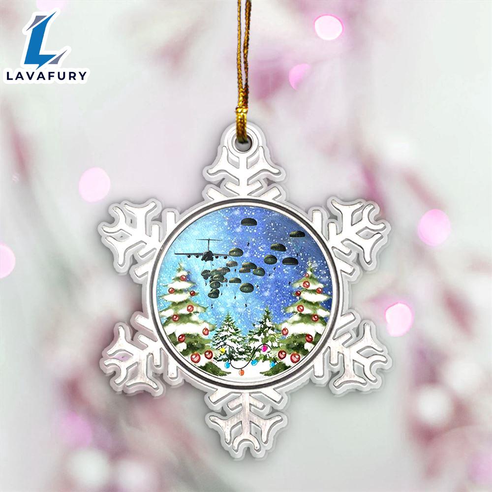 US Army Paratroopers With The 82nd Airborne Division Parachute Snowflakes Christmas Ornament For Fans US Army Paratroopers With The 82nd Airborne Division Parachute Snowflakes Christmas Ornament For Fans
