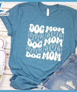 Dog Mom Wavy T-Shirt