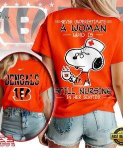 Cincinnati Bengals NFL Snoopy Never Underestimate A Nurse Unisex T Shirt