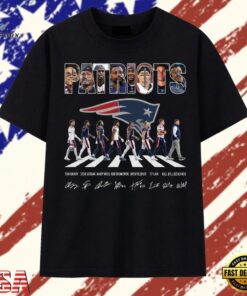 New England Patriots Abbey Road Legends Tom Brady Signatures 2026 T Shirt , Trendy 2D Print Shirt New England Patriots Abbey Road Legends Tom Brady Signatures 2026 T Shirt