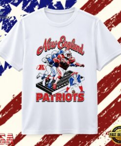 New England Patriots Retro Football Player Action T Shirt, Trendy 2D Print Shirt New England Patriots Retro Football Player Action T Shirt