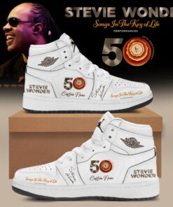 Stevie Wonder Songs in the Key of Life Performances 50th Anniversary Signed White Air Jordan 1 Shoes, Music AJ1 Sneakers Stevie Wonder Songs IN The Key OF Life Performances 50th Anniversary Signed White Air Jordan 1 Shoes