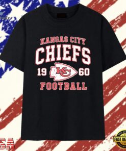 Distressed Kansas City Chiefs 1960 Football T Shirt, Trendy 2D Print Shirt Distressed Kansas City Chiefs 1960 Football T Shirt