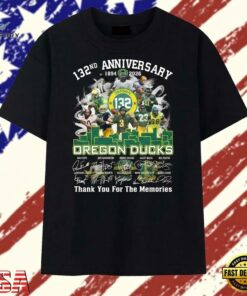 Oregon Ducks Football 132nd Anniversary Signatures Thank You For The Memories T Shirt, Trendy 2D Print Shirt Oregon Ducks Football 132nd Anniversary Signatures Thank You For The Memories T Shirt