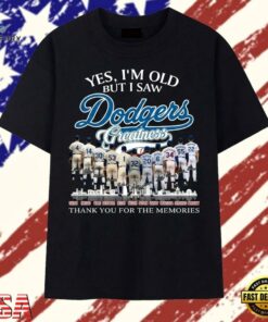 Yes I'm Old But I Saw Dodgers Greatness Signatures Vintage T Shirt, Trendy 2D Print Shirt Yes I M Old But I Saw Dodgers Greatness Signatures Vintage T Shirt