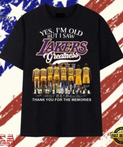 Yes I'm Old But I Saw Lakers Greatness Signatures Graphic T Shirt, Trendy 2D Print Shirt Yes I M Old But I Saw Lakers Greatness Signatures Graphic T Shirt